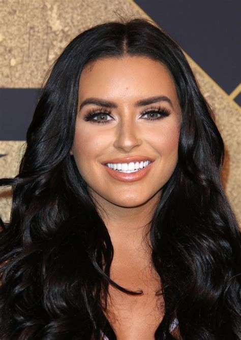 Abigail Ratchford's Dress Left Very Little To The Imagination. Nate 4/03/2015 2:04 PM. Well, that's something. I'm not sure if that's even considered a dress? I guess it is, it has all the characteristics of a dress, but it's missing a lot of the pieces. It's like cutting off the hood, putting it on your head, and saying you're ...